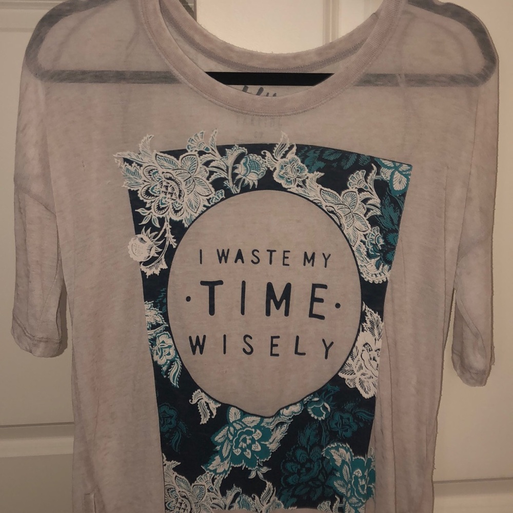 short sleeve graphic tee